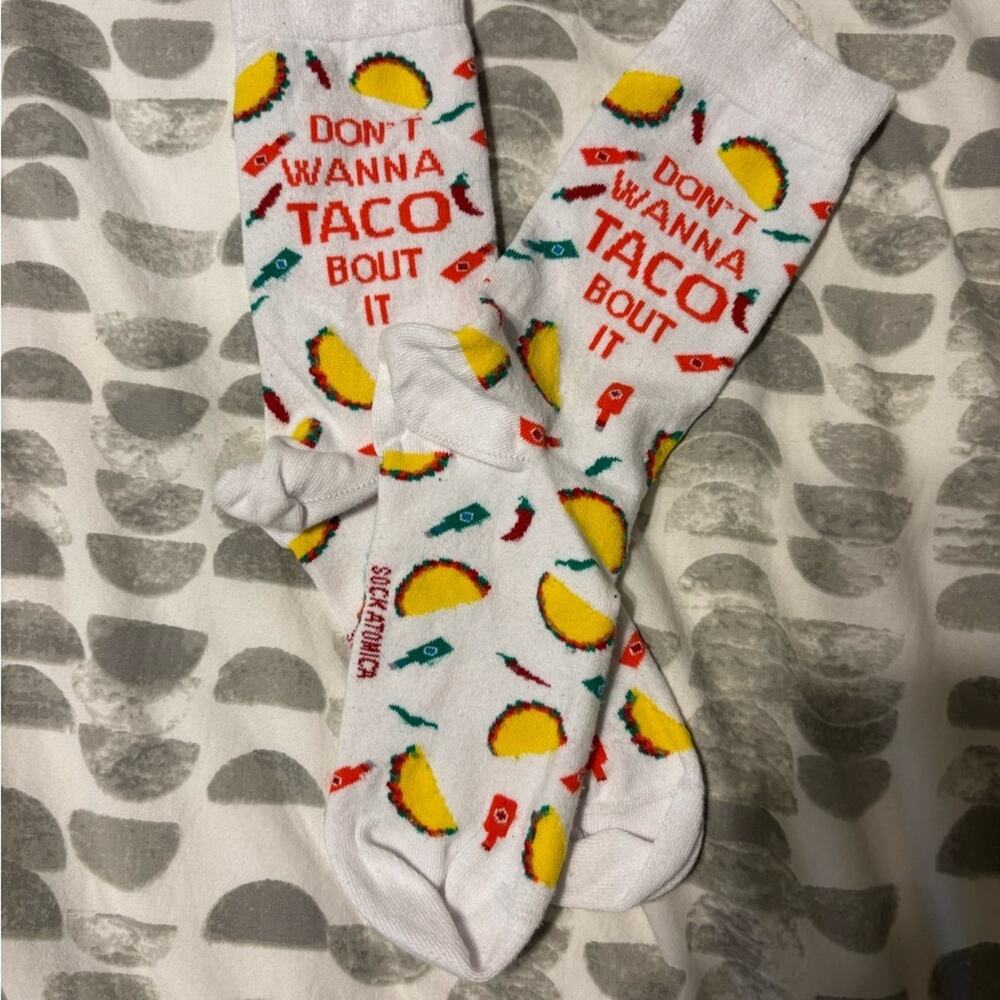 Novelty Funny White Taco, Chili, Hot Sauce Print Men's Socks One Size Fits Most